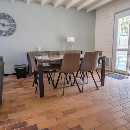 Appartamento Joli Chalet Dans Village Vacances